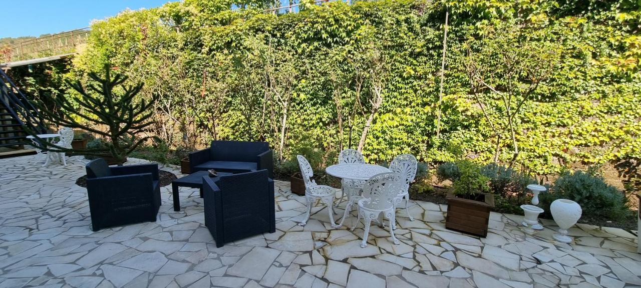Manoir De Gravezon Bed & Breakfast Lunas  Exterior photo